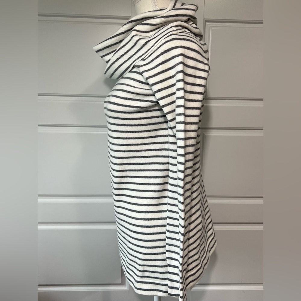 French Connection White Gray Striped Cowl Neck Long Sleeve Pullover Sweater SM - Picture 3 of 7